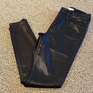 Good American Black Skinny Pants Size 2/26 in Like New Condition